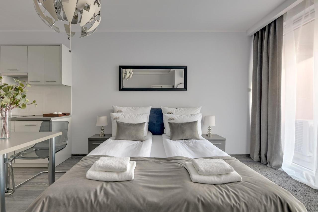 Downtown Apartments Sadova City Center & Parking Gdansk Exterior photo